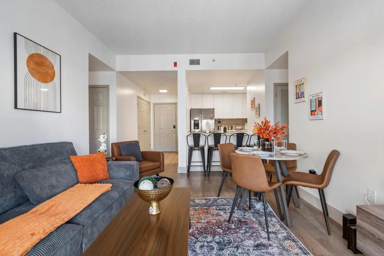 Urban Oasis - Balcony, Free Parking, Views, Gym Apartment Charlotte
